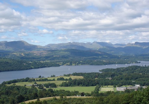 1024px-Windermere_Lake_District_from_hill